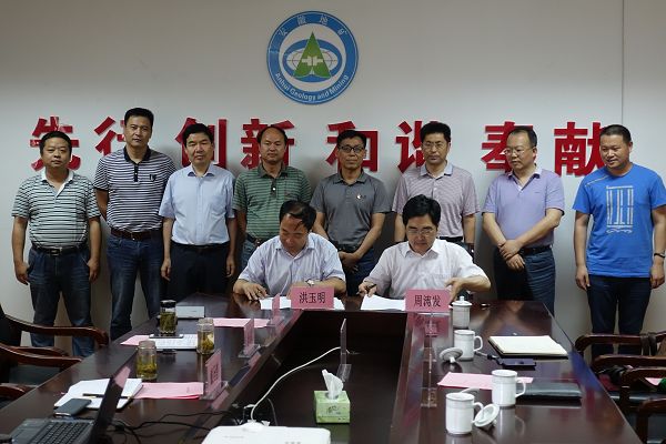 永利集团3044官网欢迎您班子赴铜陵教学实践基地单位调研并慰问实习师生